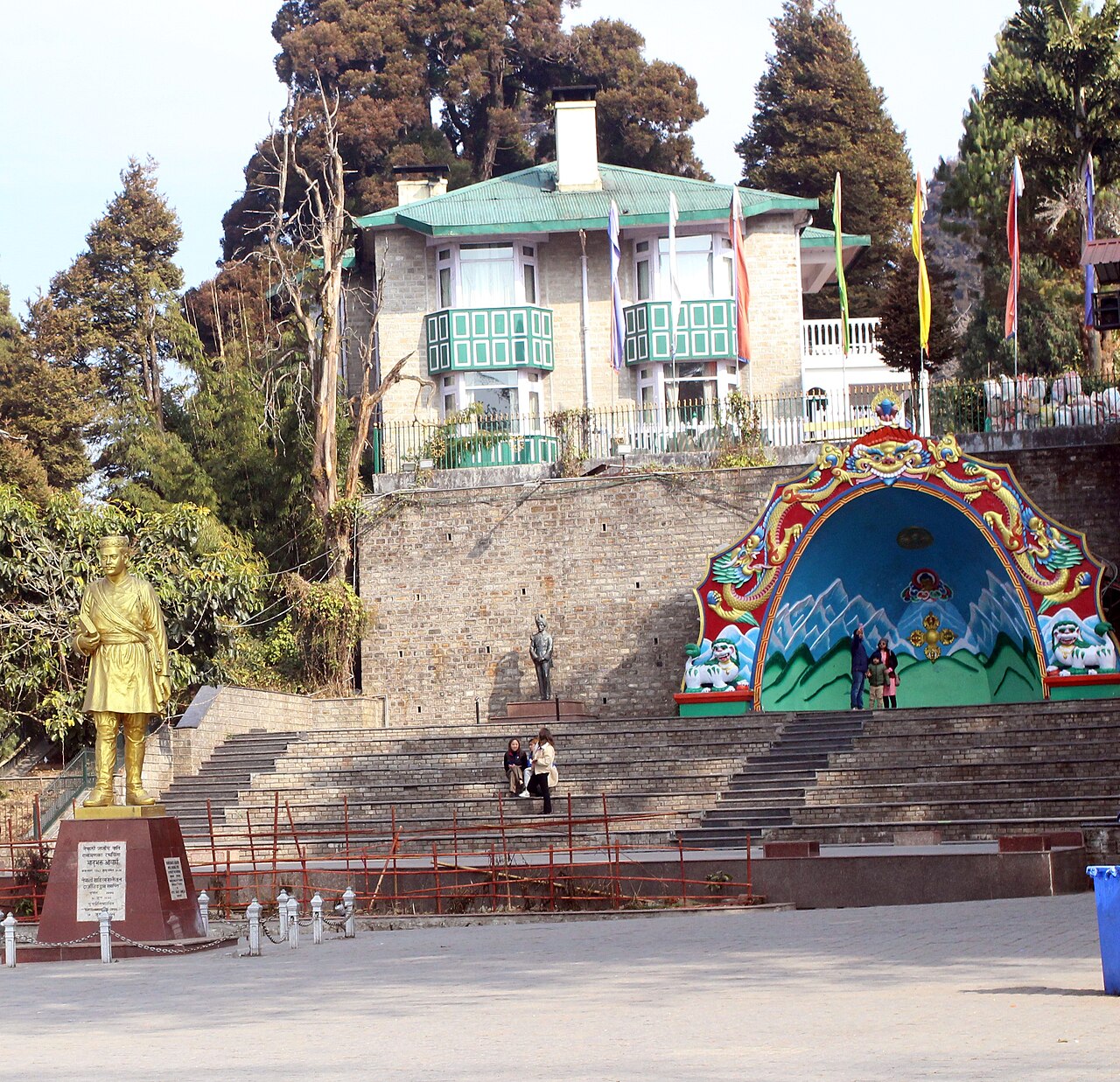 Vibrant evening atmosphere and heritage promenade at Darjeeling Mall